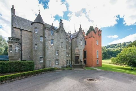 Craigcrook Castle - Edinburgh - utvendig side - Ballantynes