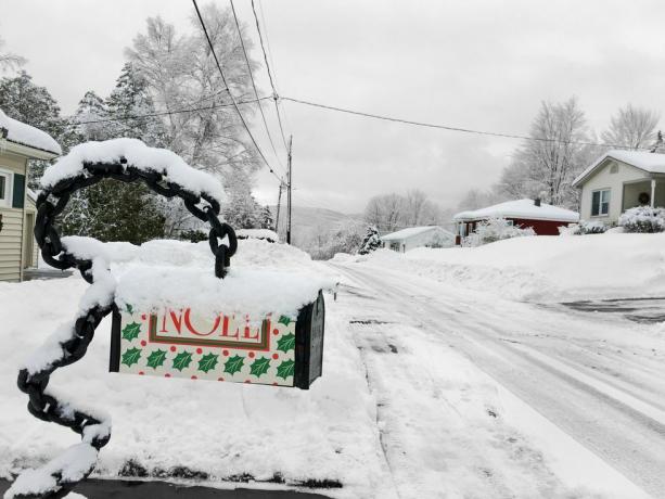 noel julepostkasse om vinteren i new hampshire usa