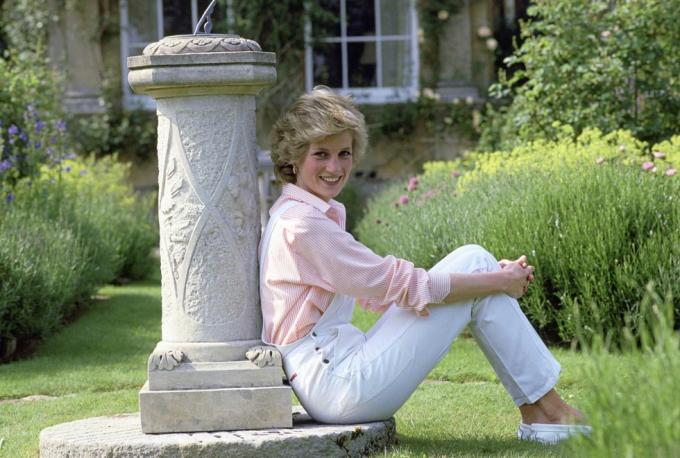 bilder av prinsesse diana hjemme