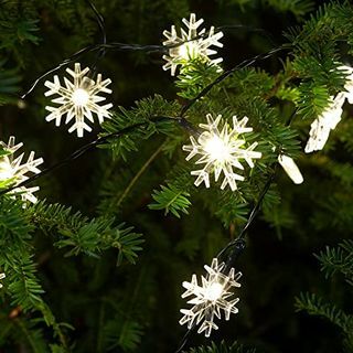 Snowflake Solar String Lights 