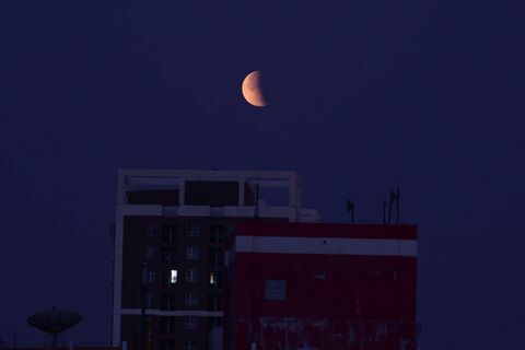 Delvis måneformørkelse i Kina