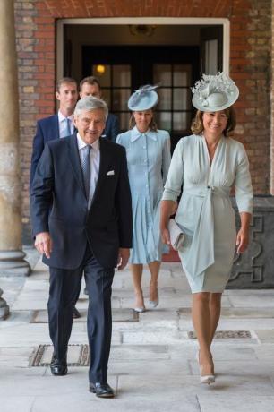 Carole og Michael Middleton ankommer barnedåpen til Prins Louis