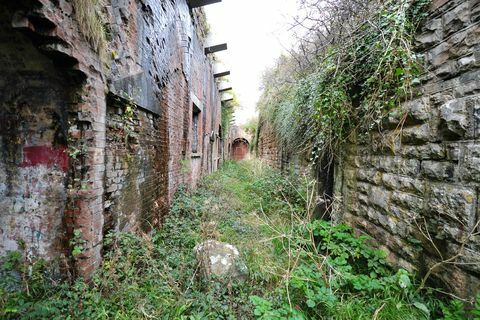 160 år gammelt fort til salgs i wales