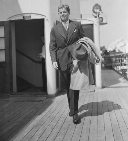 president john f kennedy på oceanliner