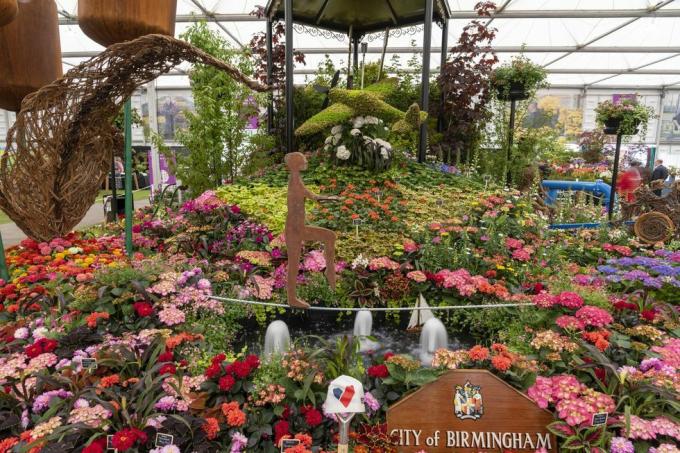 city ​​of birmingham stand i den store paviljongen rhs chelsea flower show 2023