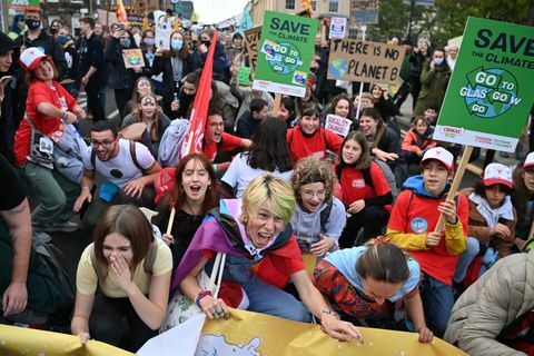 greta thunberg klimaendringer protesterer mot glasgow