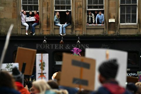 greta thunberg klimaendringer protesterer mot glasgow