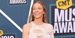 leann rimes den flotte joggebuksen leann rimes på countrymusikkpriser rød løper