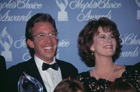 den amerikanske skuespilleren og komikeren Tim Allen og den amerikanske skuespilleren Patricia Richardson deltar på den 19. årlige Peoples Choice Awards, som arrangeres på universal studios hollywood i universal city, california, 17. mars 1993 foto av vinnie zuffantemichael ochs archivesgetty Bilder