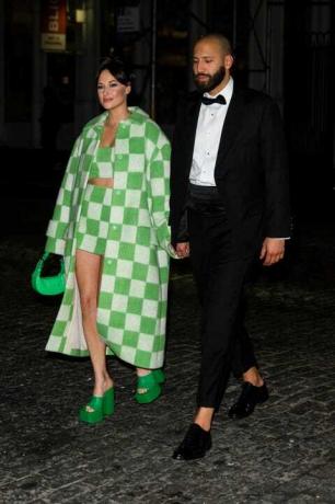 new york, new york mai 02 kacey musgraves l og cole schafer deltar på en afterparty for 2022 met-gallaen feirer i amerika en antologi om mote ved null binding 2. mai 2022 i new york city foto av gothamgc Bilder