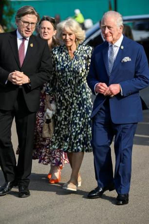 king charles queen camilla chelsea blomsterutstilling