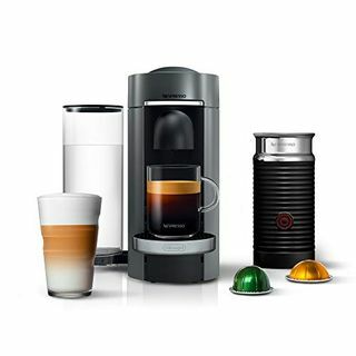 Nespresso Vertuo Plus kaffe- og espressomaskin med skummer