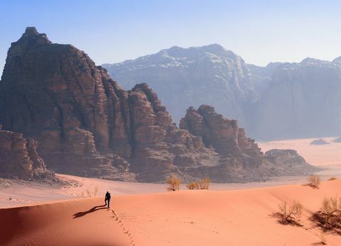 Fottur gjennom ørkenen i Wadi Rum