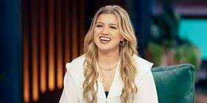 the kelly clarkson show episode 7i006 avbildet kelly clarkson foto av weiss eubanksnbcuniversal via getty images