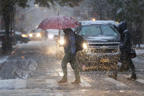 New York City får sitt første snøfall av sesongen